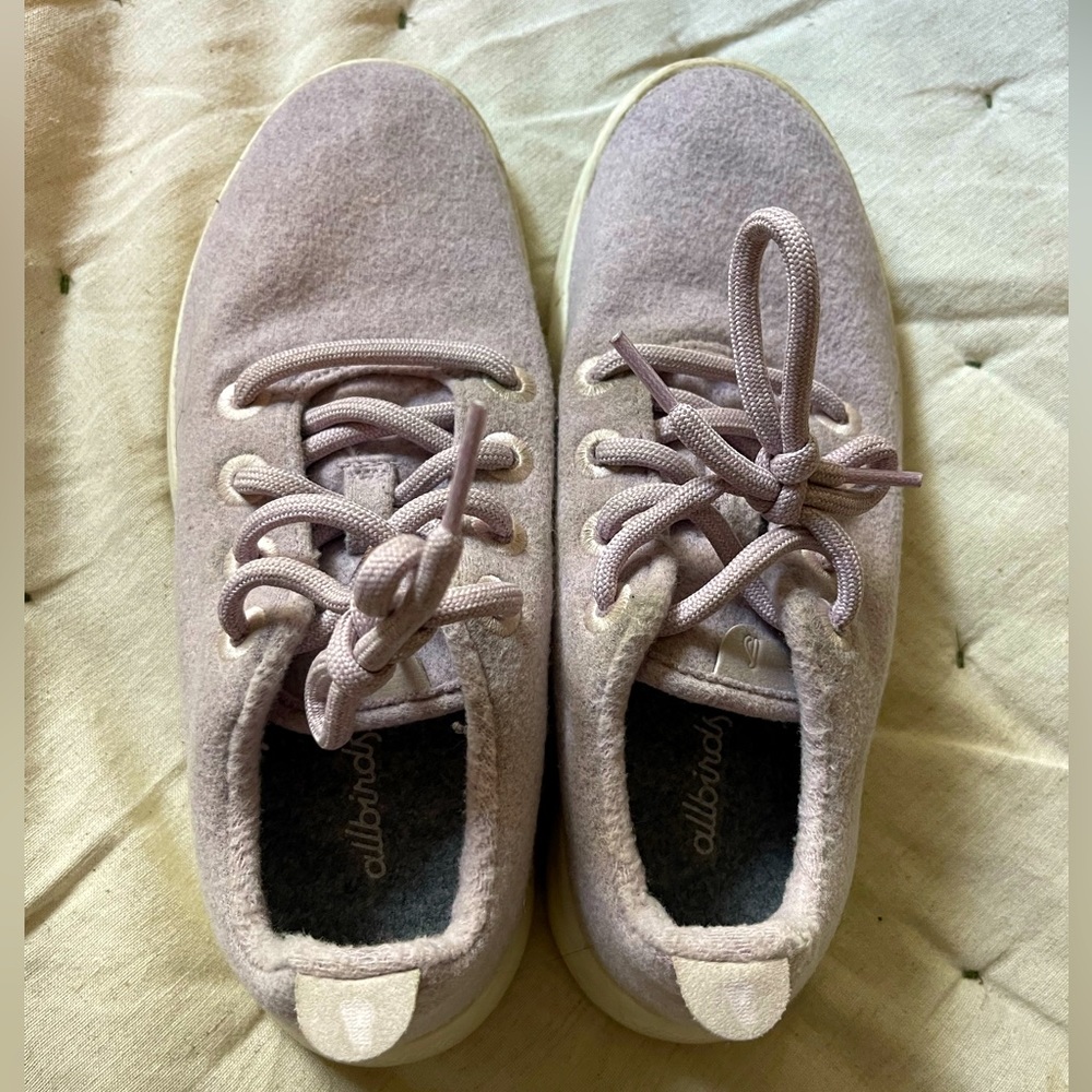 Allbirds Lavender Wool Runners women’s size 7